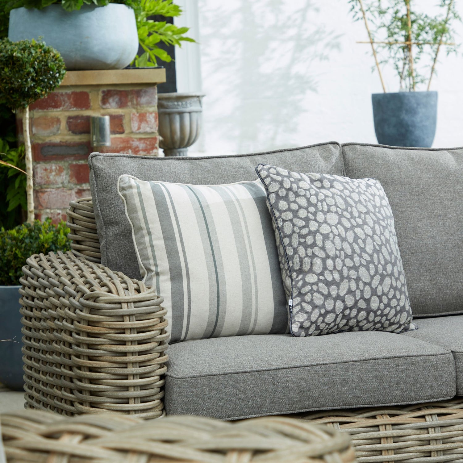Amalfi Collection Outdoor Five Seater Lounge Set - The Reviva Hub
