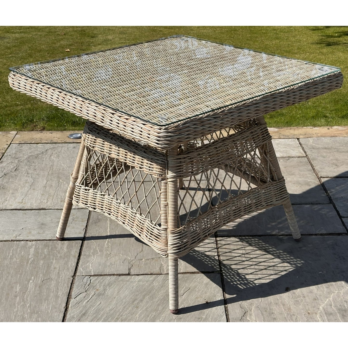 Provence Collection Outdoor 4 Seater Dining Set - The Reviva Hub