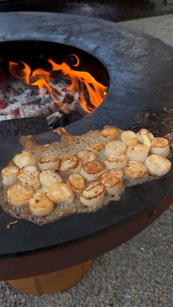 BonFeu- BonBiza XL Closed Fire Bowl & Plancha Grill in Corten