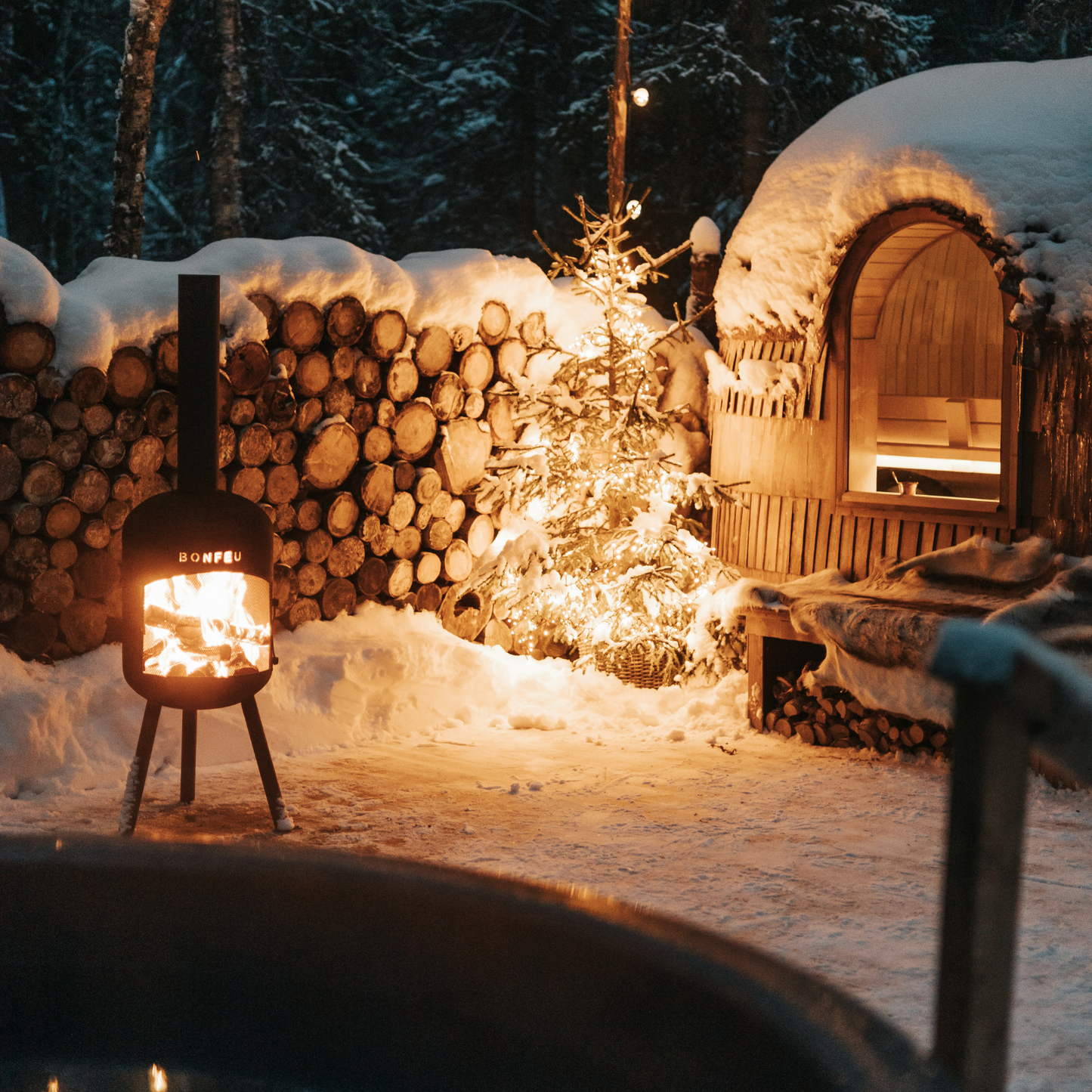 BonFeu- BonBono Outdoor Chiminea Fireplace & Grill