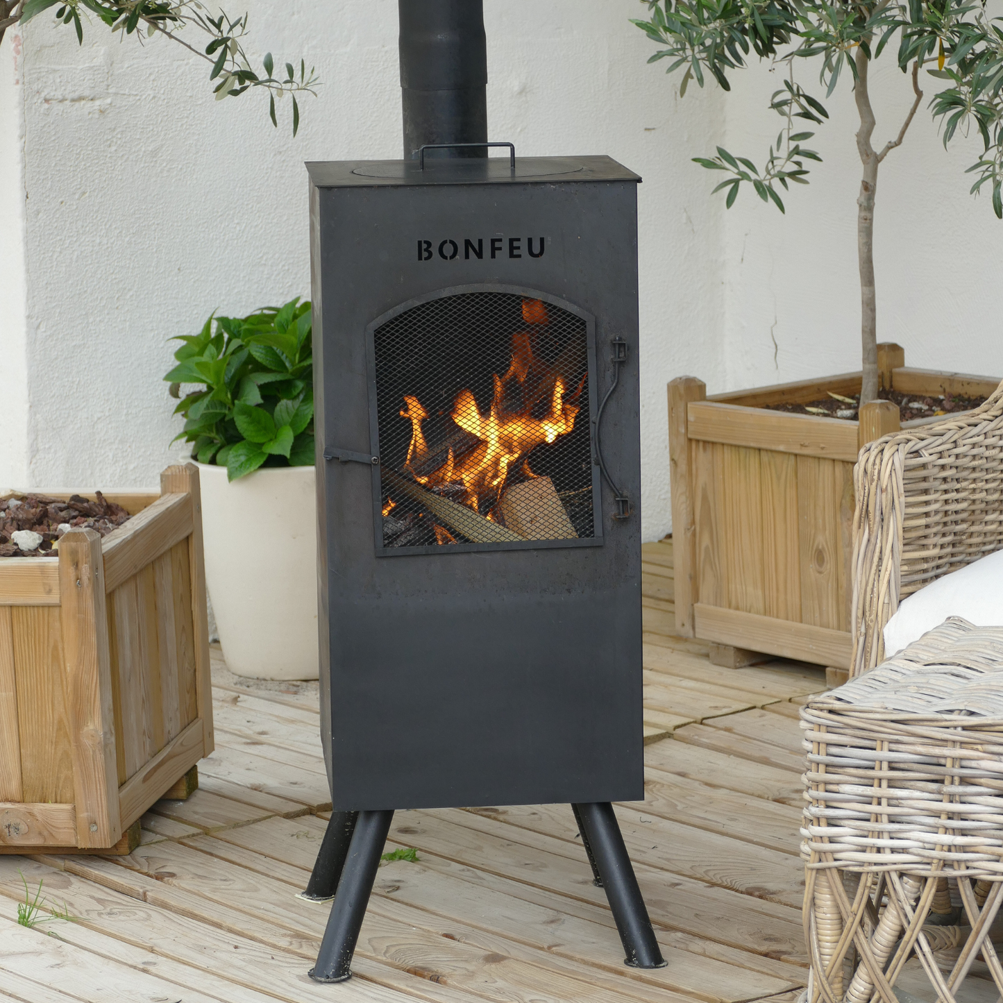 BonFeu- BonCarré Outdoor Chiminea Fireplace & Grill
