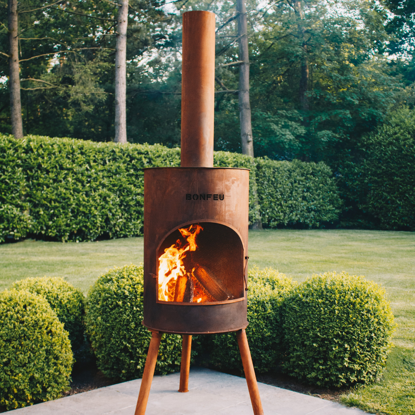 BonFeu- BonTon 50cm Outdoor Fire Place & Grill
