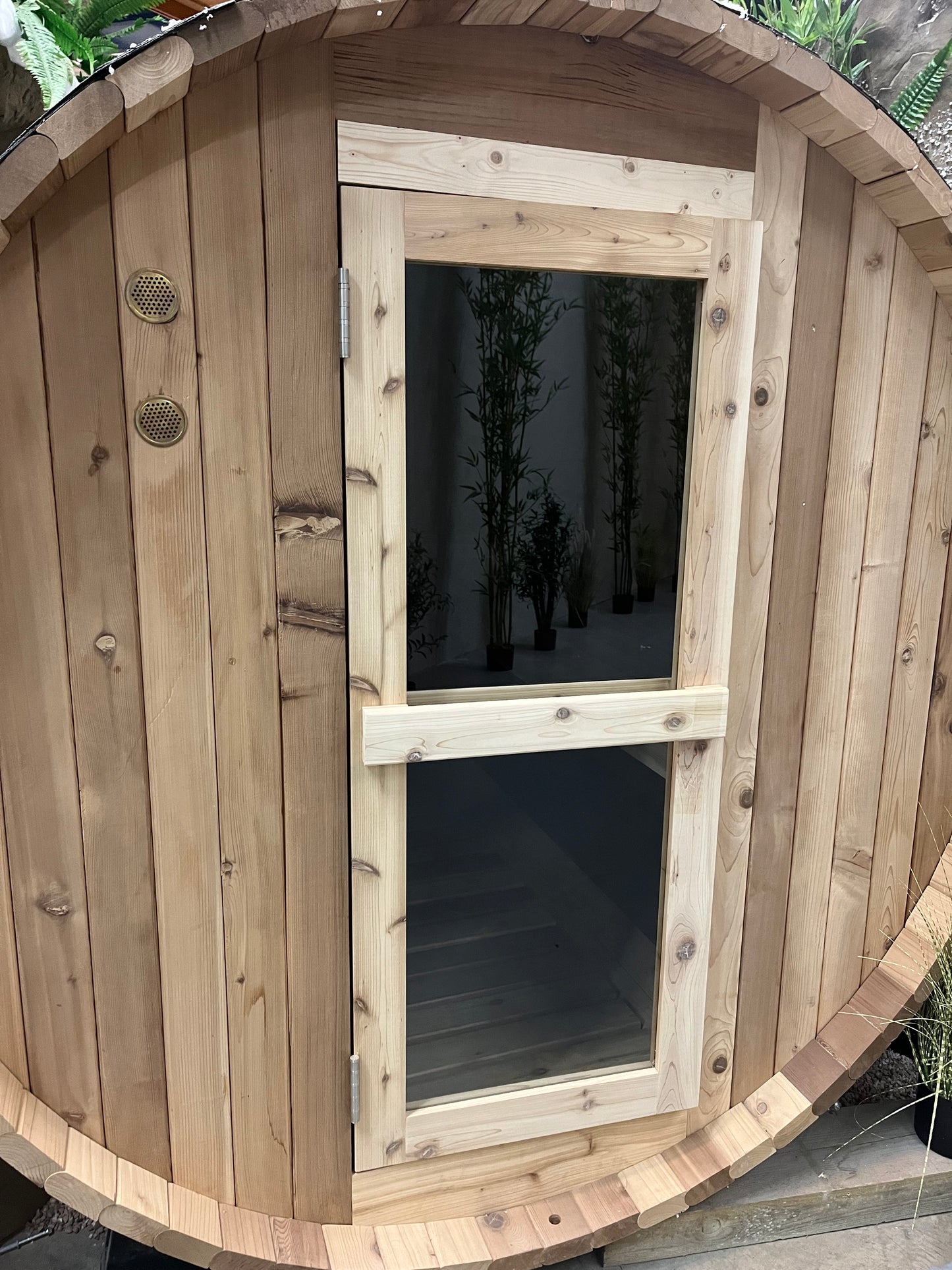 Fonteyn- Outdoor Barrel Sauna 8ft Rustic
