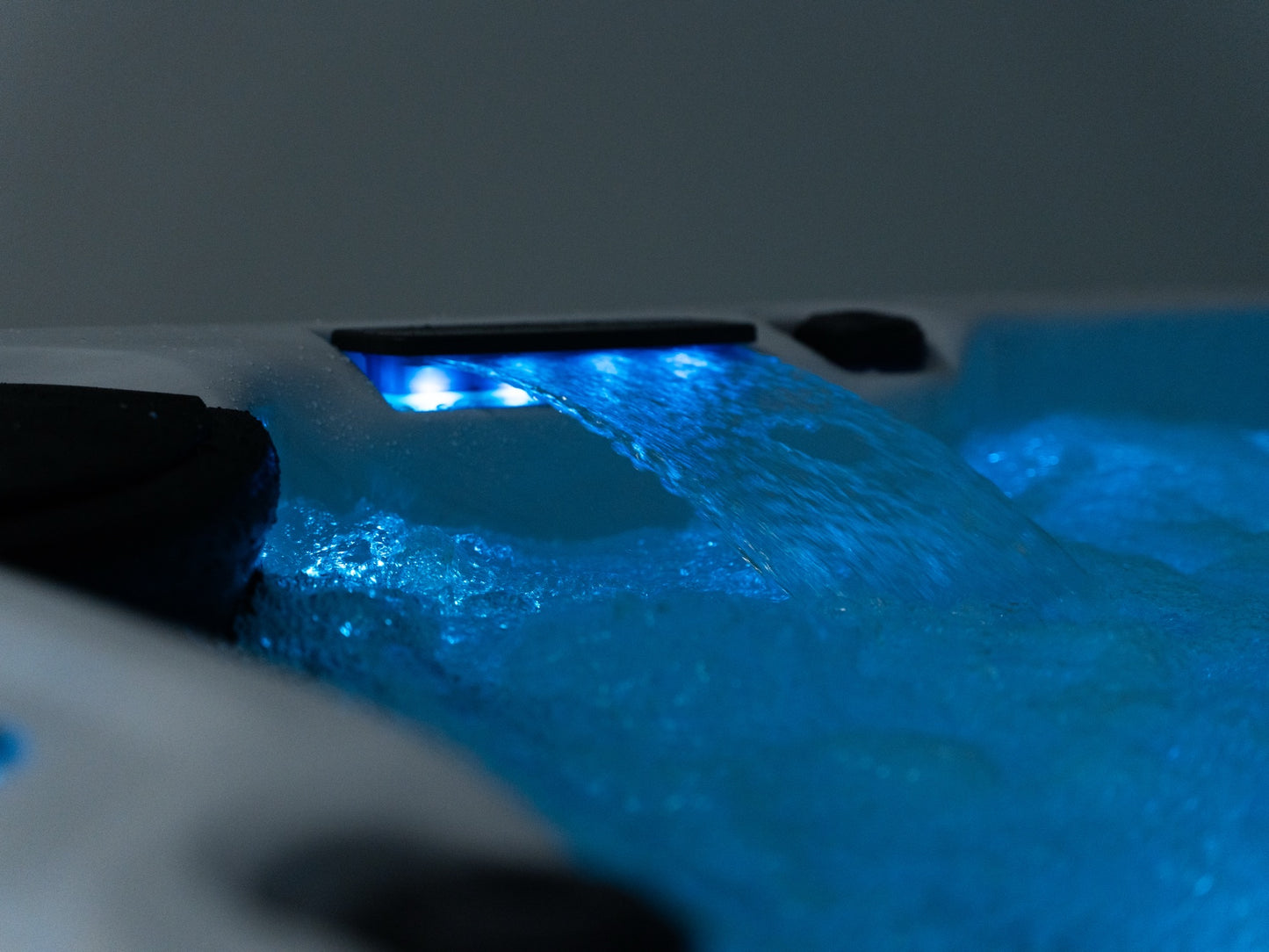 The Essence 5 - The Reviva Hub